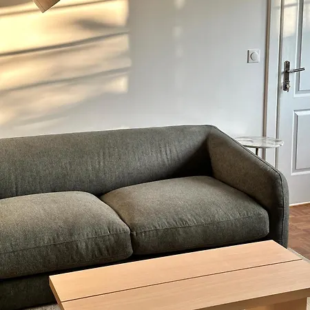 123 - Spacieux Pour 8 Personnes A