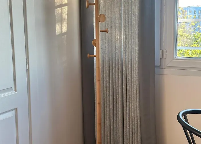 123 - Spacieux Pour 8 Personnes A Appartement