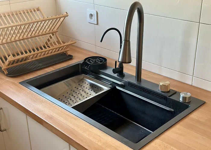 123 - Spacieux Pour 8 Personnes A Appartement *